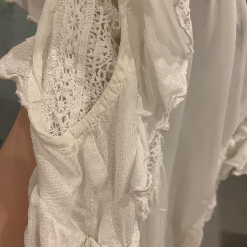 Sea New York White Pleated Ruffle Sleeve Blouse - 8 - Picture 15 of 15
